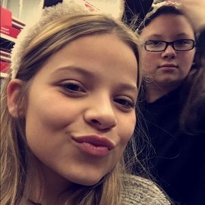 Meet your Posher, Alexa